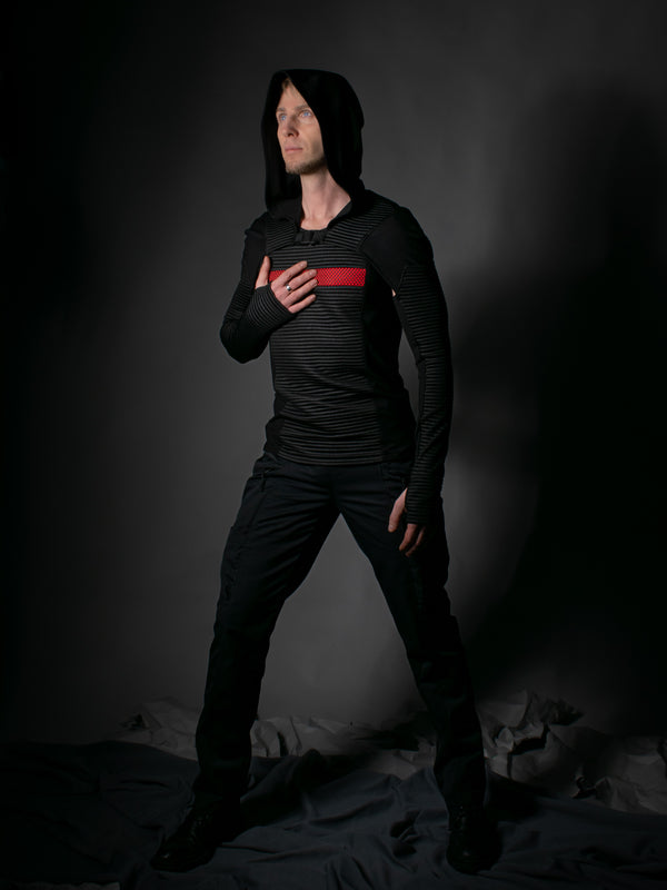 SH50 Q2 Hooded men shrug