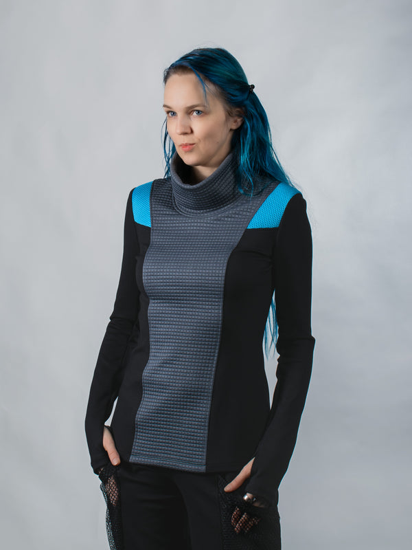 CC2-8 High collar sweater