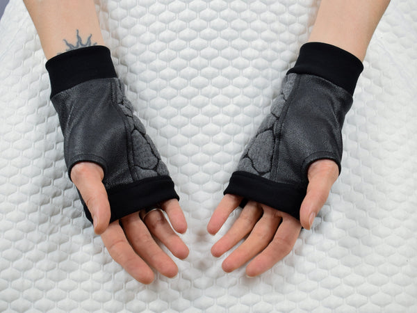 WRP-4S bu Fingerless mittens