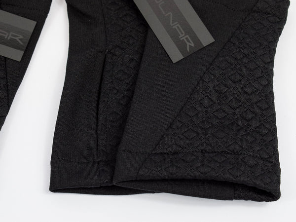 WRW2 Q8 Black gloves