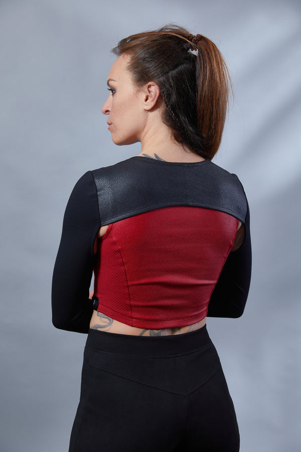 SH3 Black festival shrug