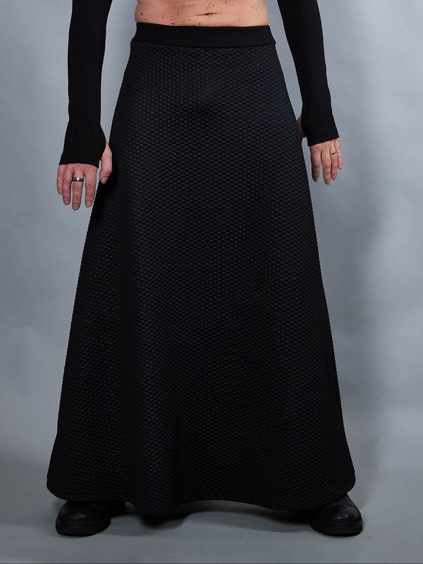 SK-L Q10 Black men's maxi skirt