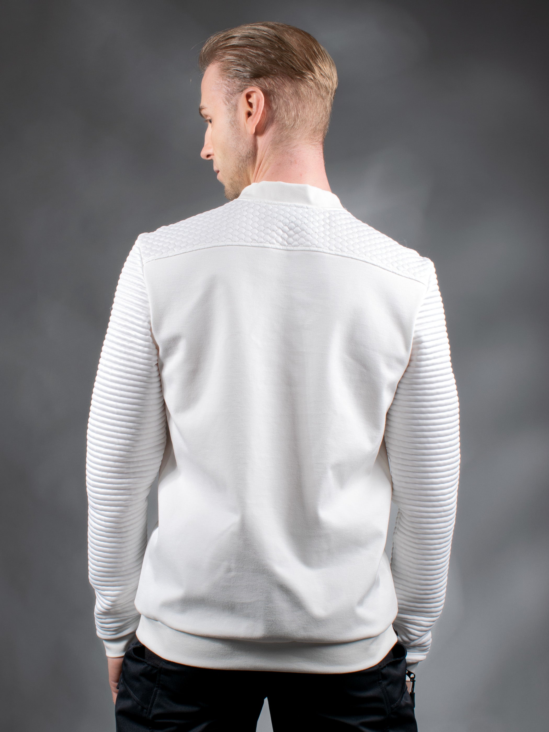 Pull blanc pour homme SP-00