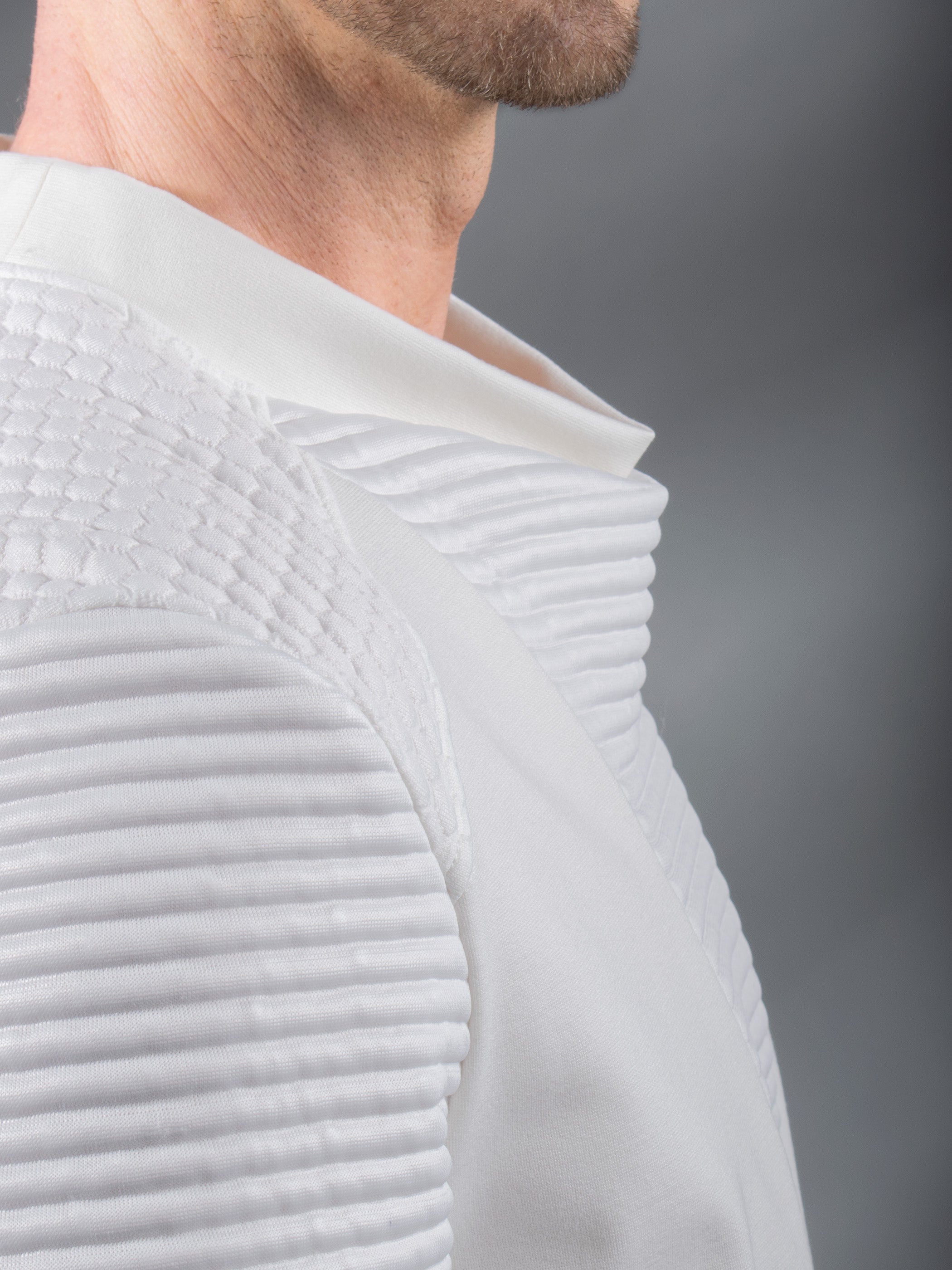 Pull blanc pour homme SP-00