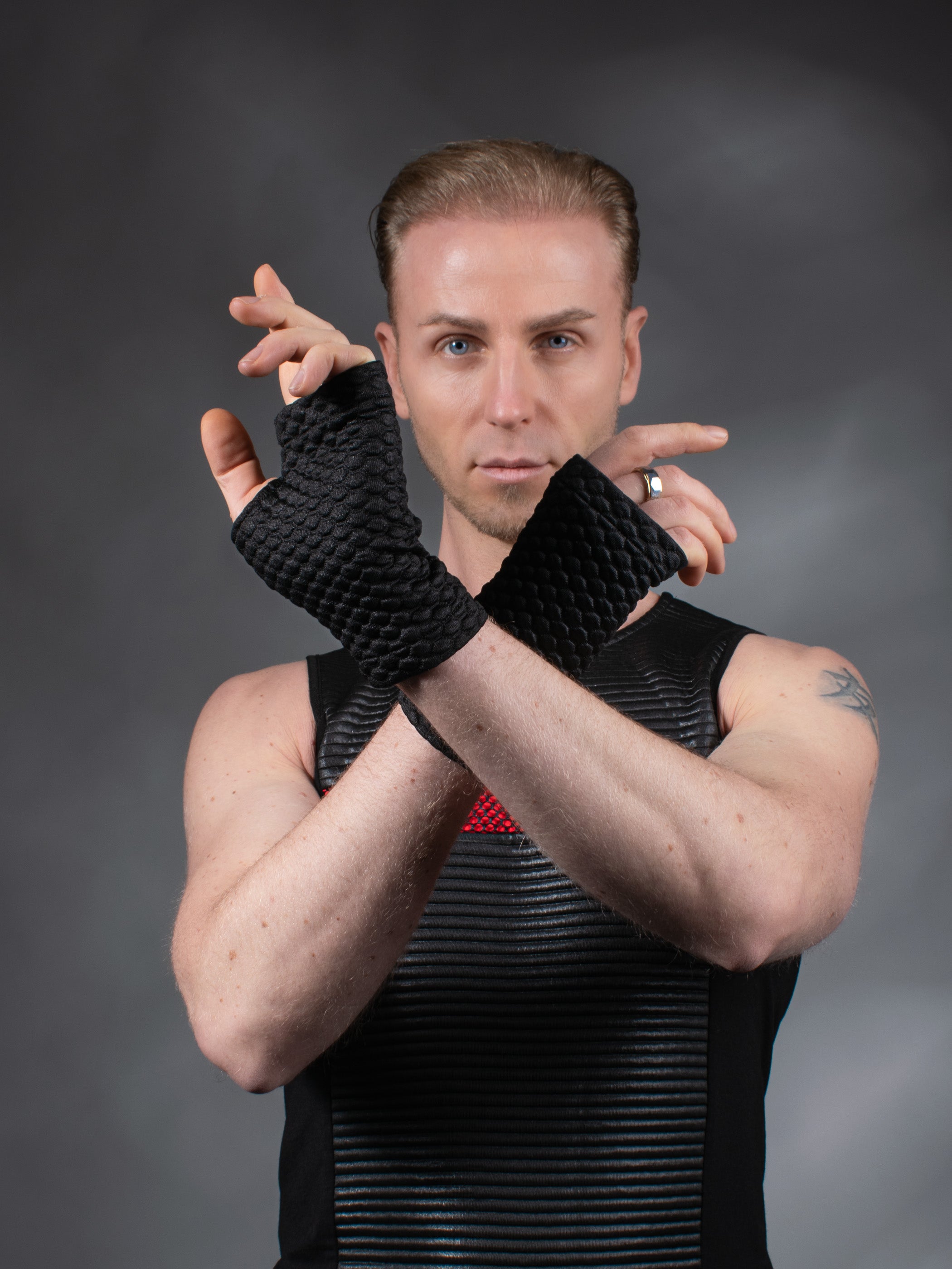 WRP Q10 Short LARP Handschuhe – ZOLNAR