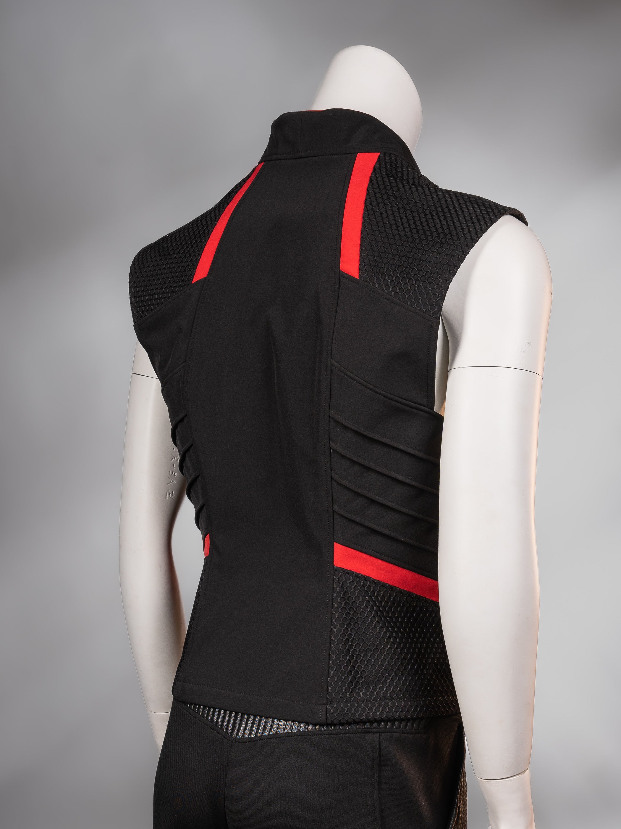 VD Cyberpunk Futuristic vest | ZOLNAR clothing | Made in EU