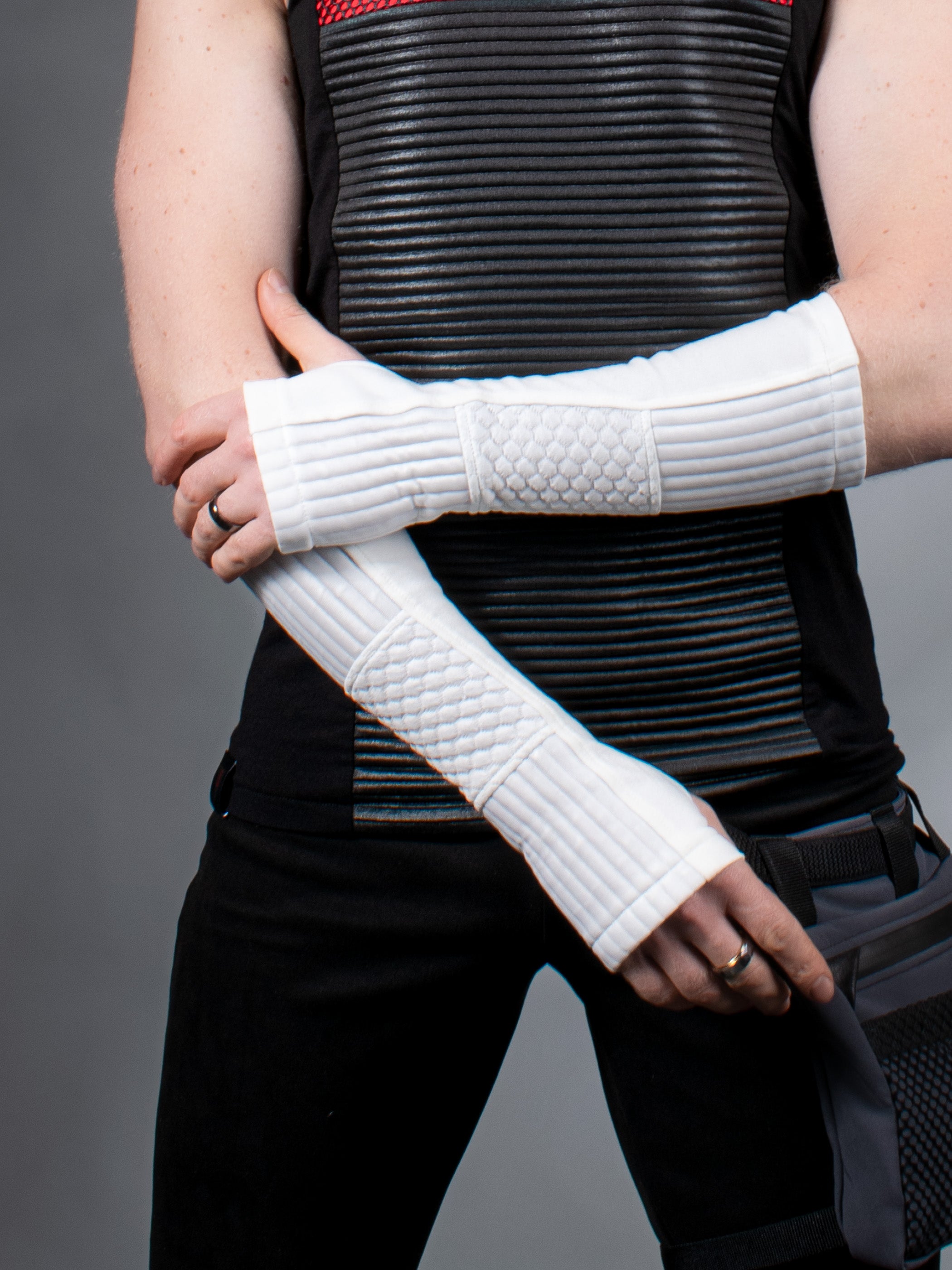 Manchettes Cyberpunk H-ARW-00