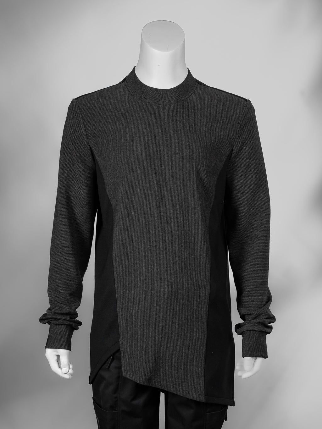 ILM-S Langärmliger schwarzer Pullover