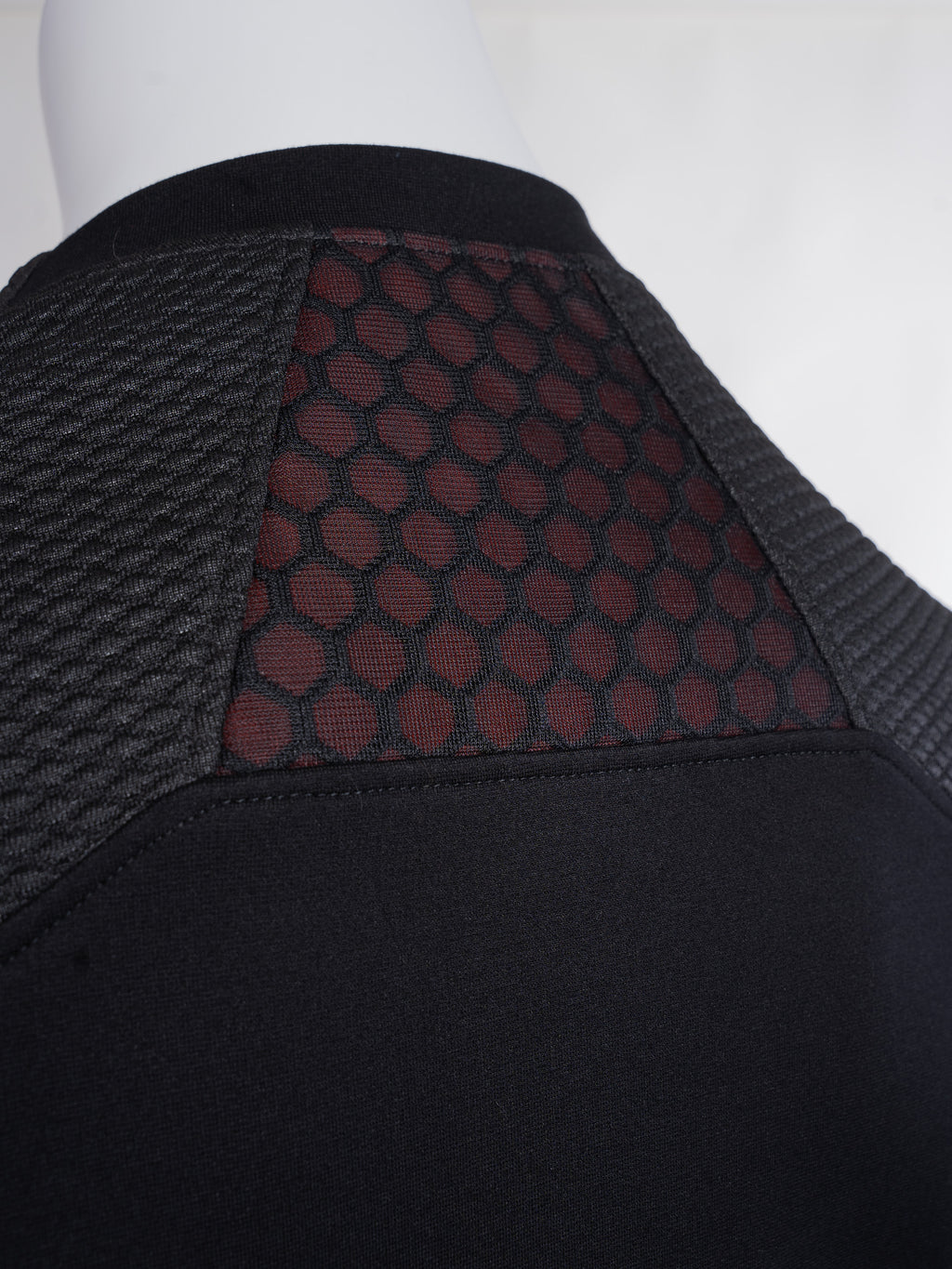 ILM-S Pull noir manches longues