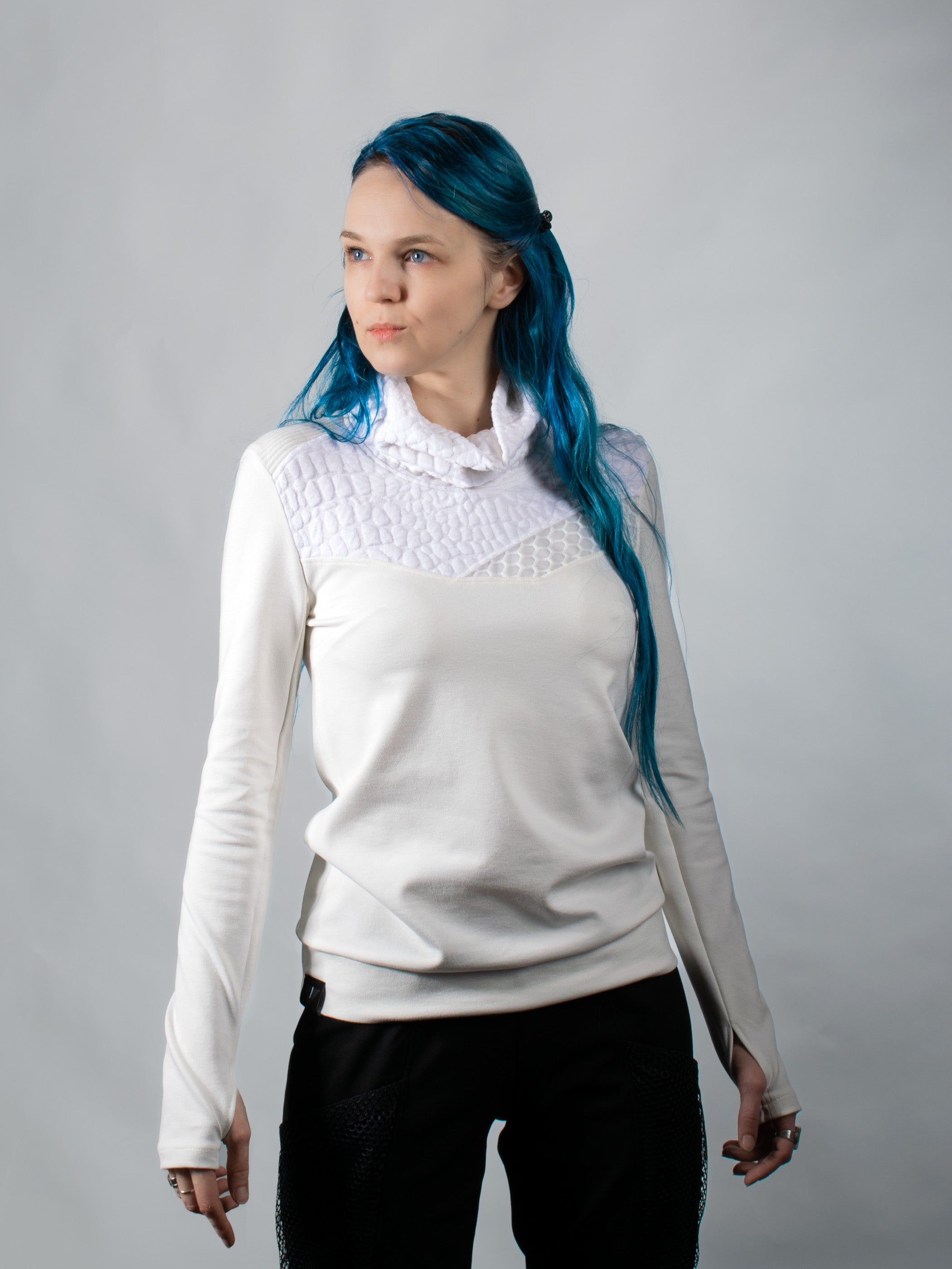 Pull blanc 5PT-PR-00 taille 36 avec empiècement en maille