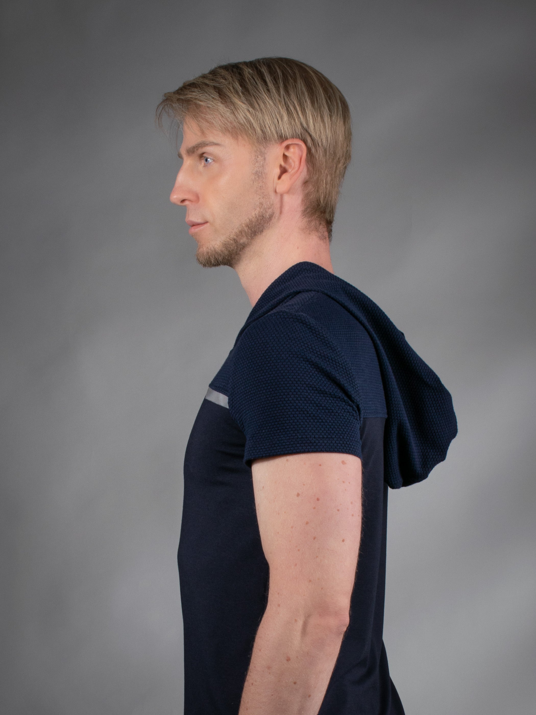 Chemise à capuche MTS-87