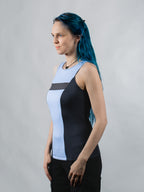 RA-78 Hellblaues ärmelloses Top