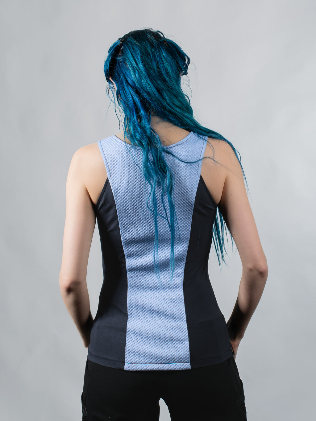 RA-78 Hellblaues ärmelloses Top