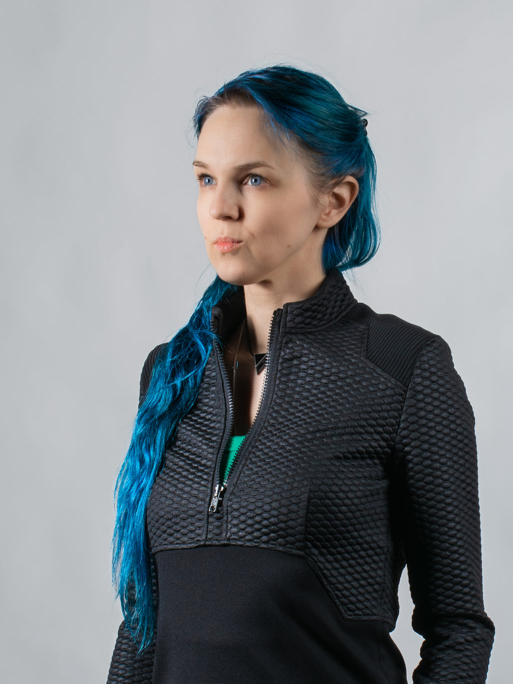 RR Q10 Schwarzer und roter Damenpullover