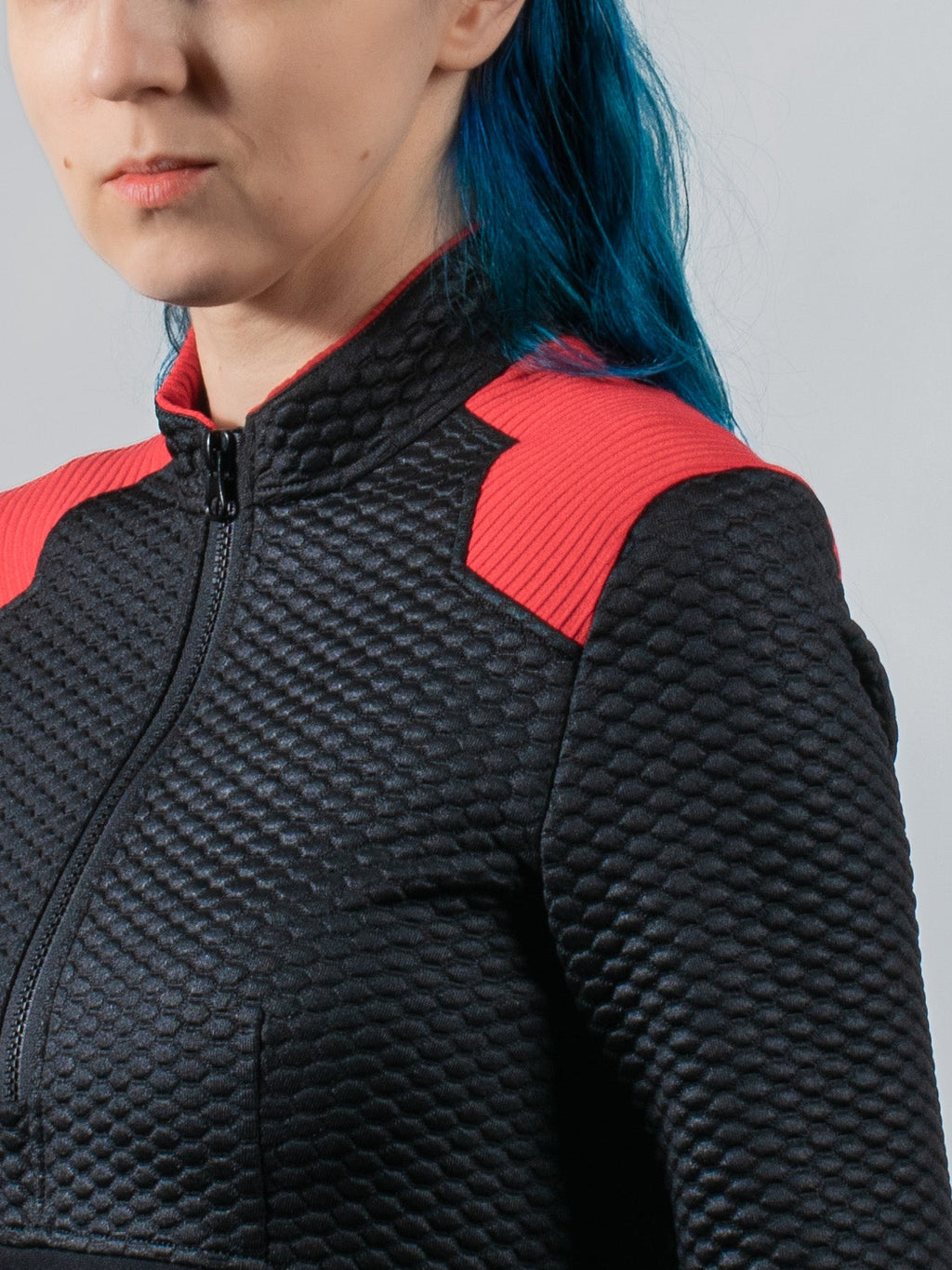 RR Q10 Schwarzer und roter Damenpullover