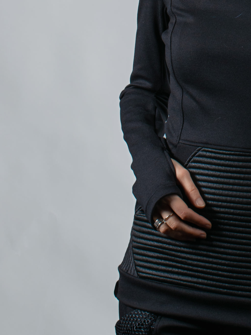 868 Pull de science-fiction noir