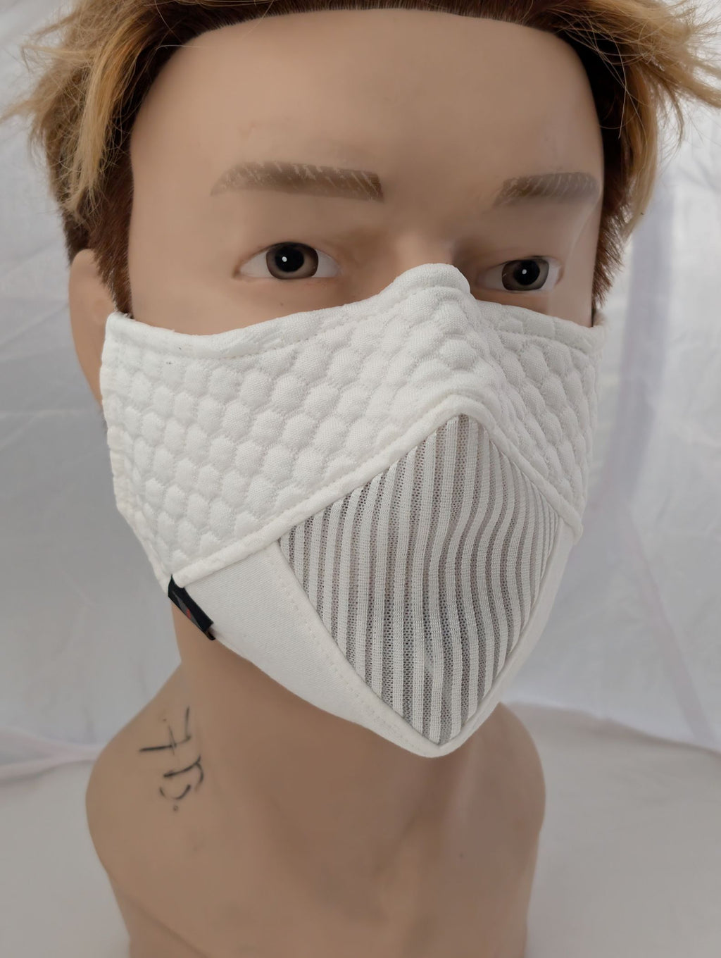 MC-03 White facemask