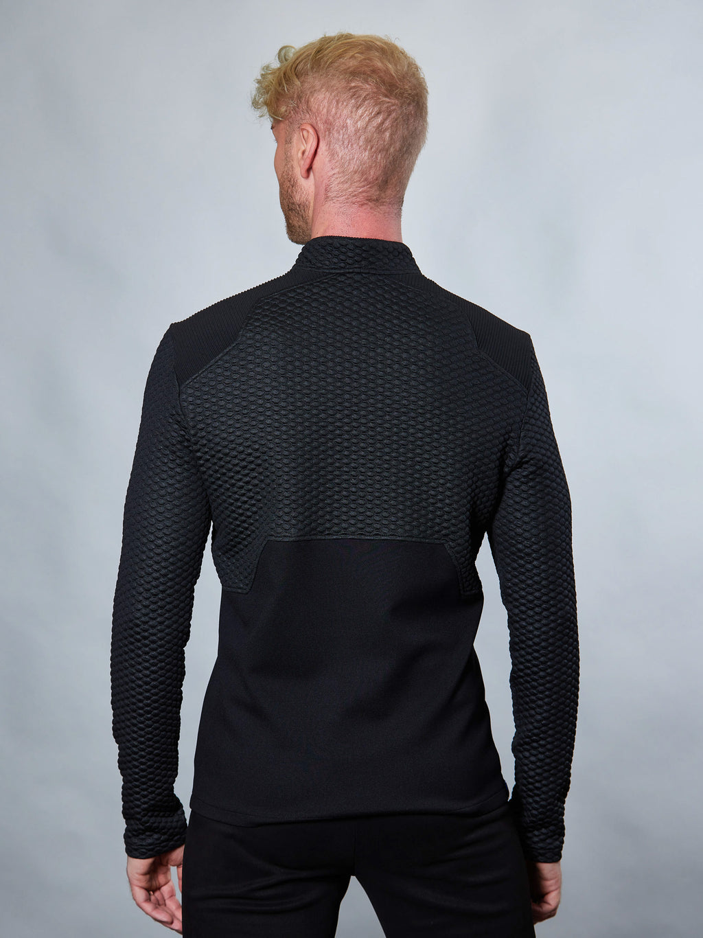 RR Q10 Schwarzer und roter Sci-Fi-Pullover