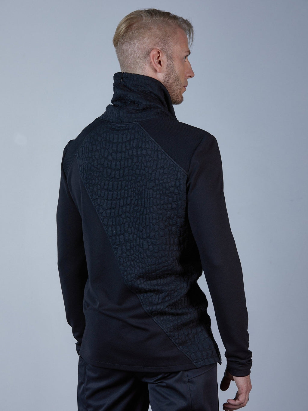 AB Asymmetrischer Pullover