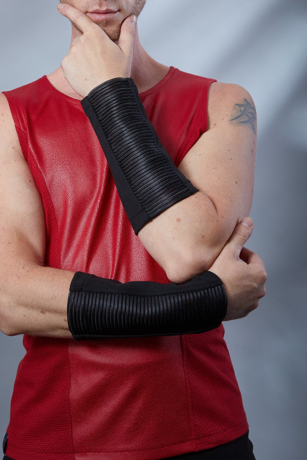 Brassards de bras d'inquisiteur BR-IN