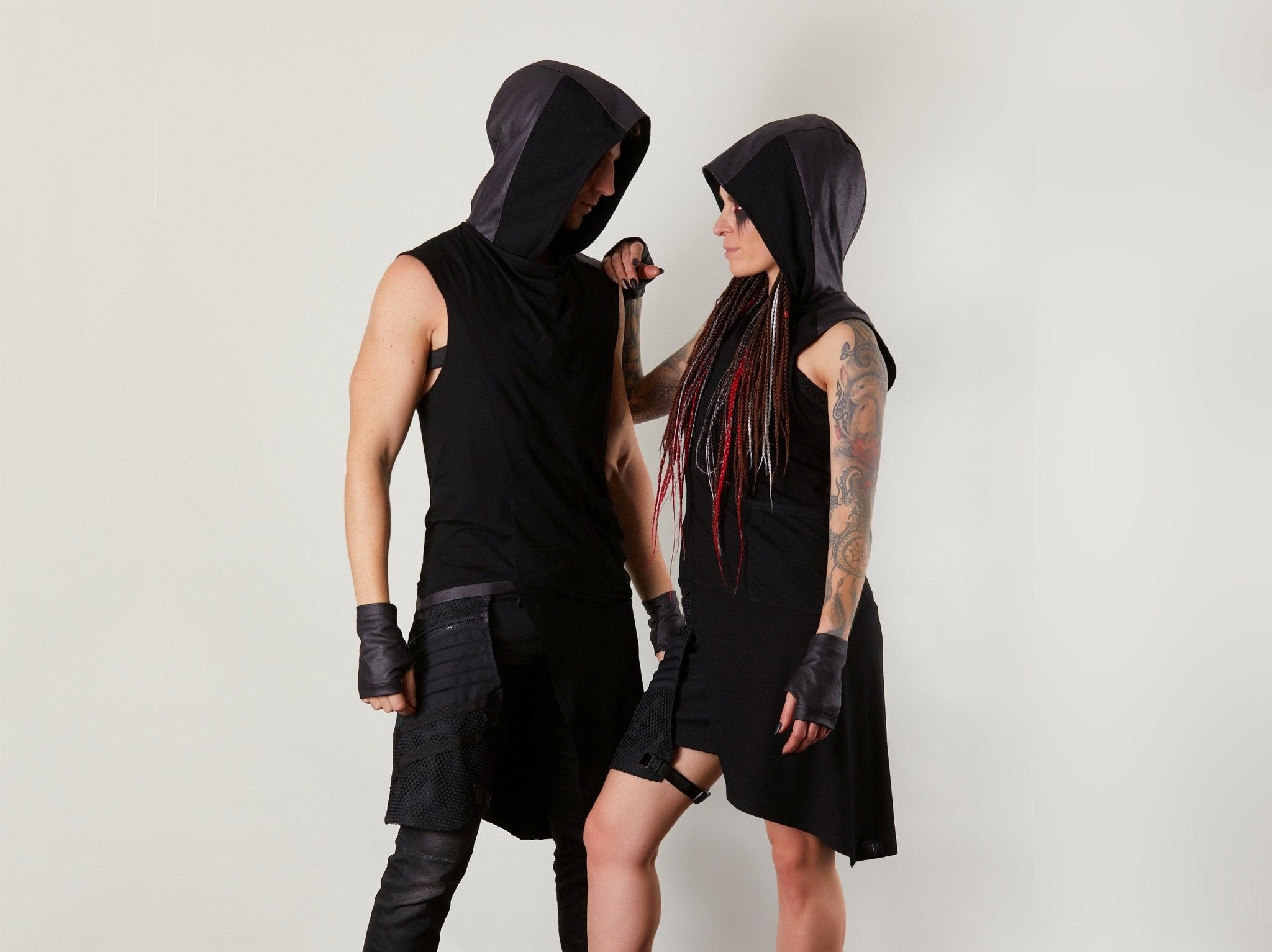 ERH Schwarze Kapuze mit Magnetschnalle