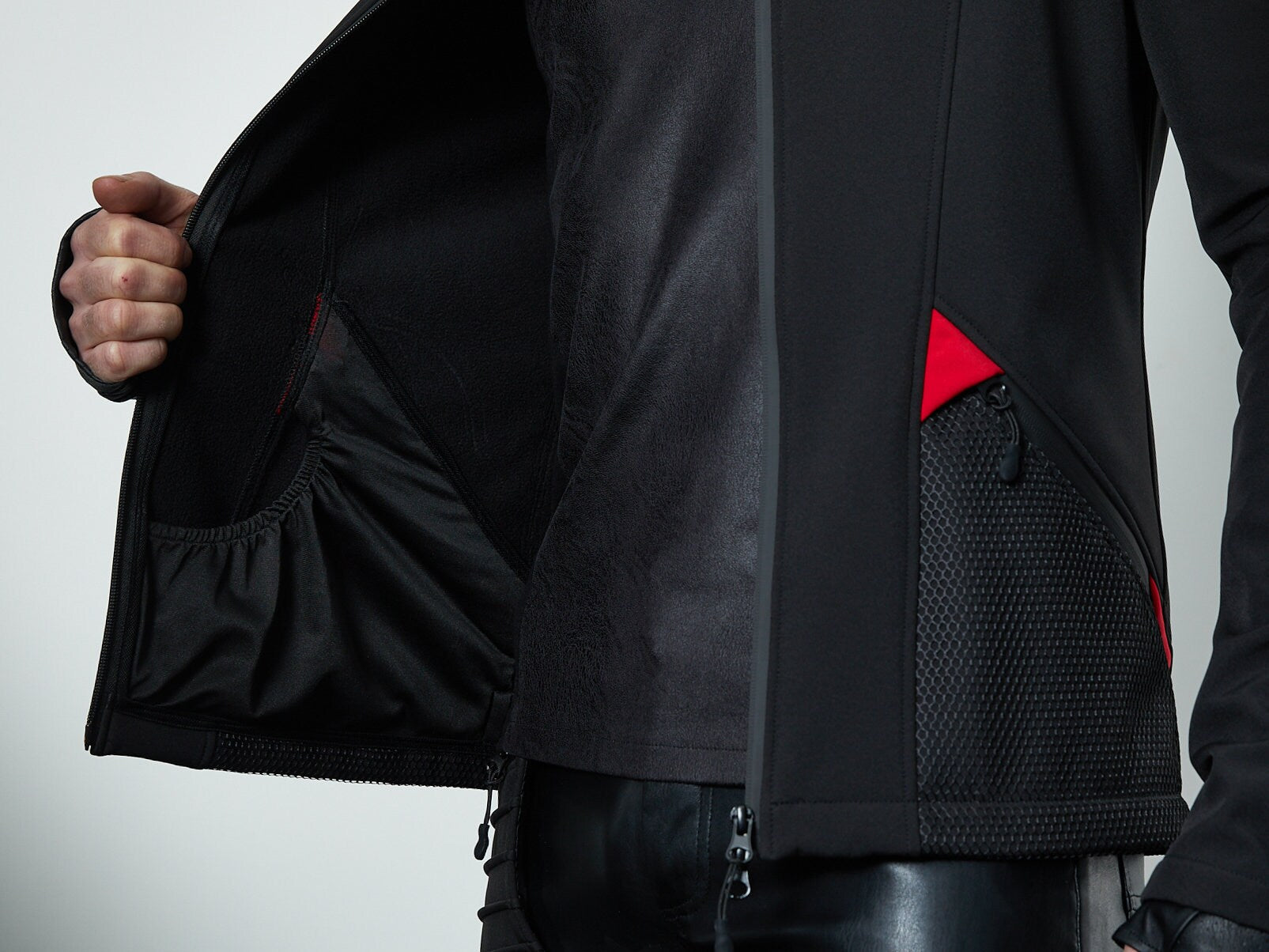 SIX-R ​​Schwarze Softshelljacke, reflektierend