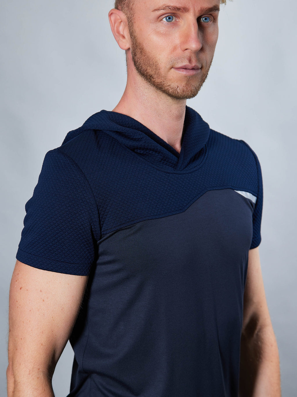 MTS-7 Cyberpunk Hoodie blau