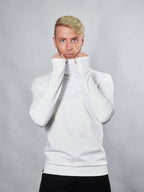 PR-00 Weißer futuristischer Pullover
