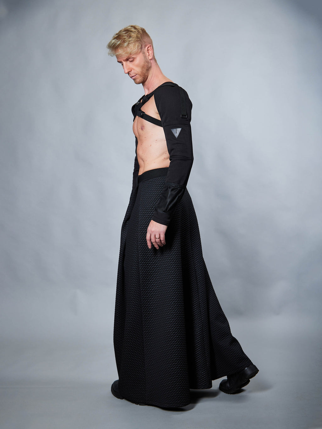 SK-C Schwarzer Herren-Maxirock mit versteckter Tasche