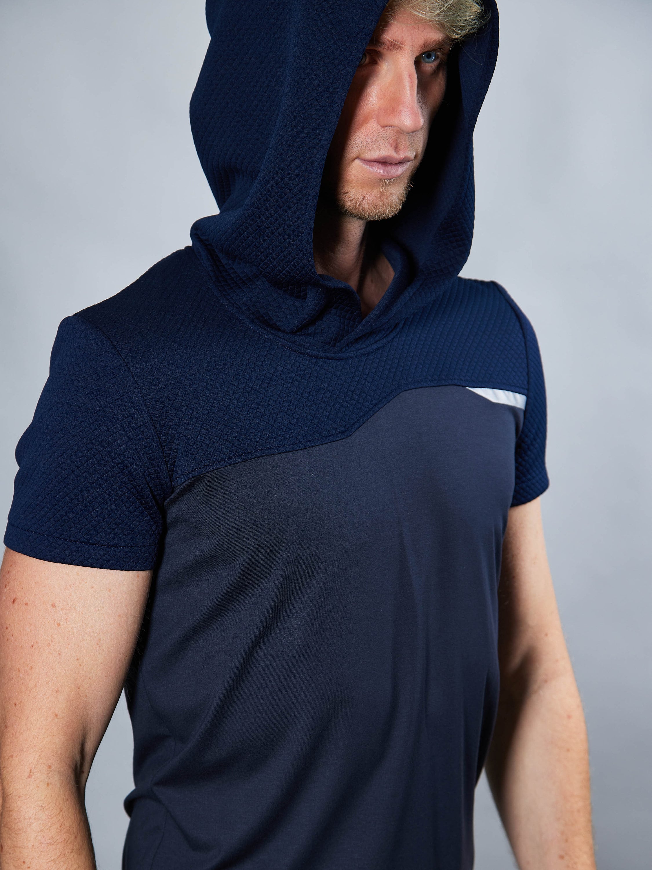 MTS-7 Cyberpunk Hoodie blau
