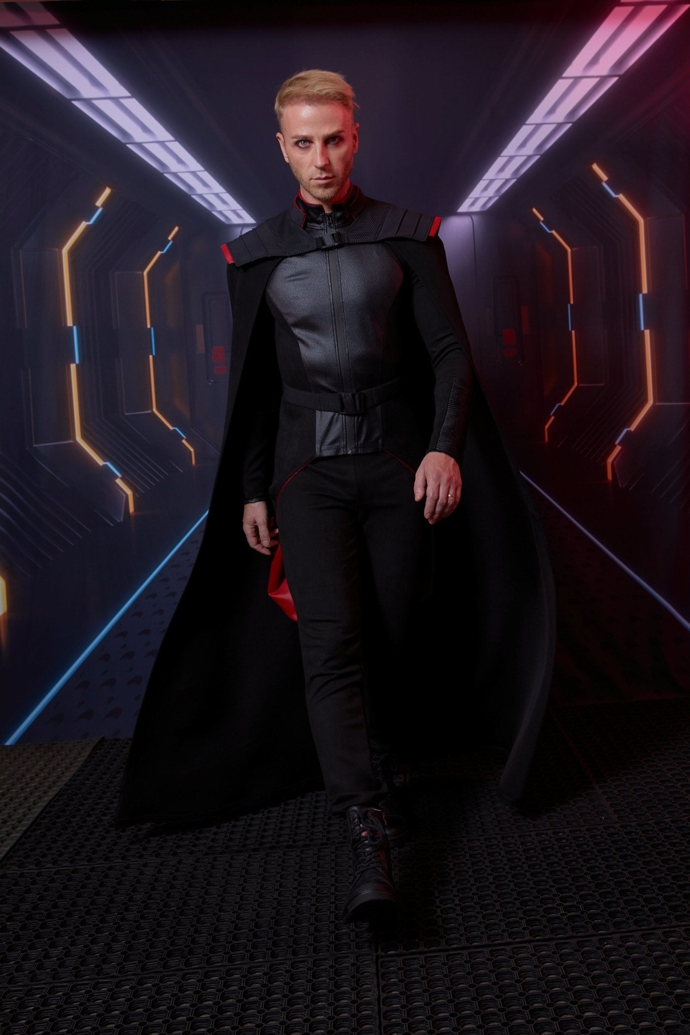 IN Inquisitor tailcoat