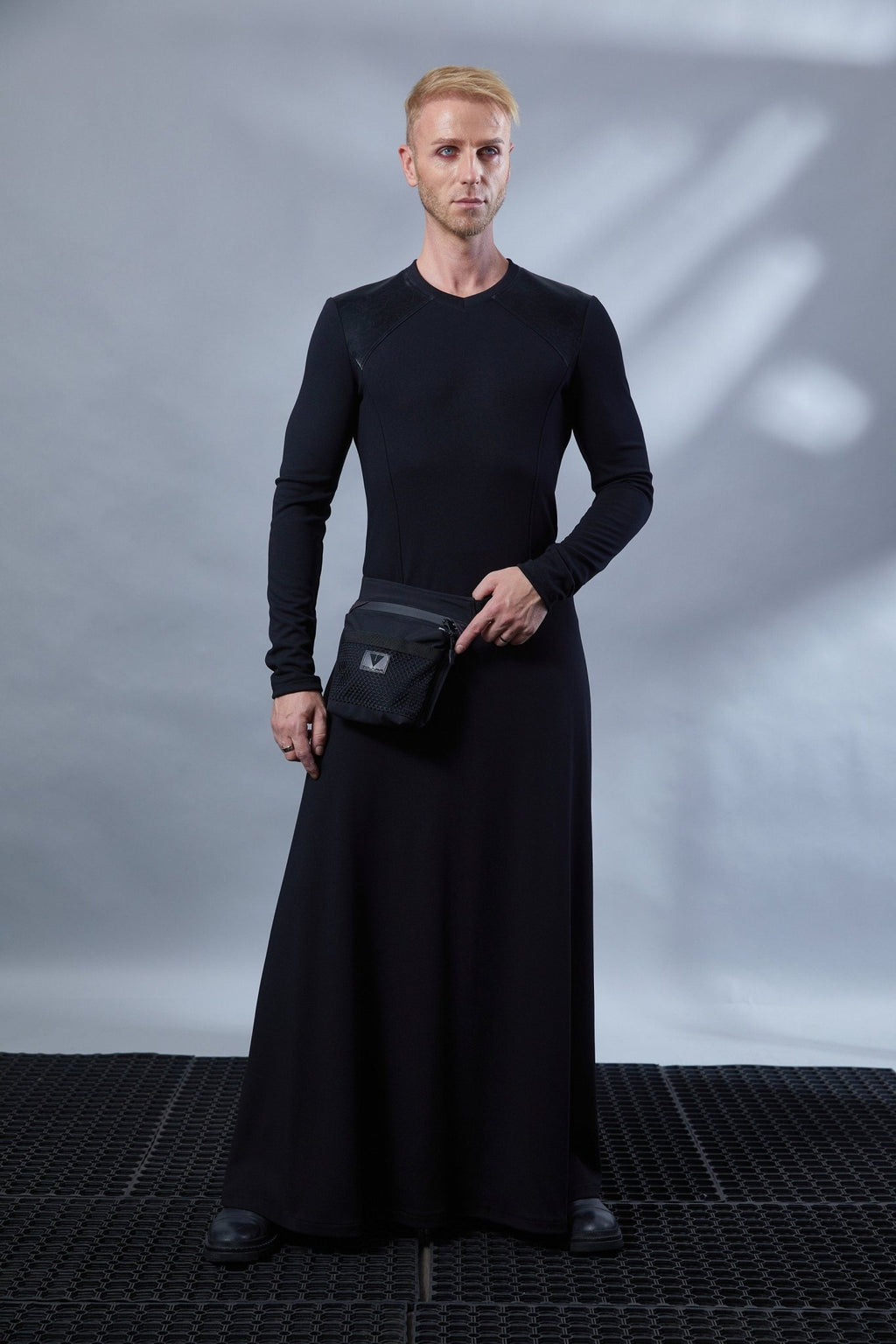 MD Black men's v-neck dress - zolnar