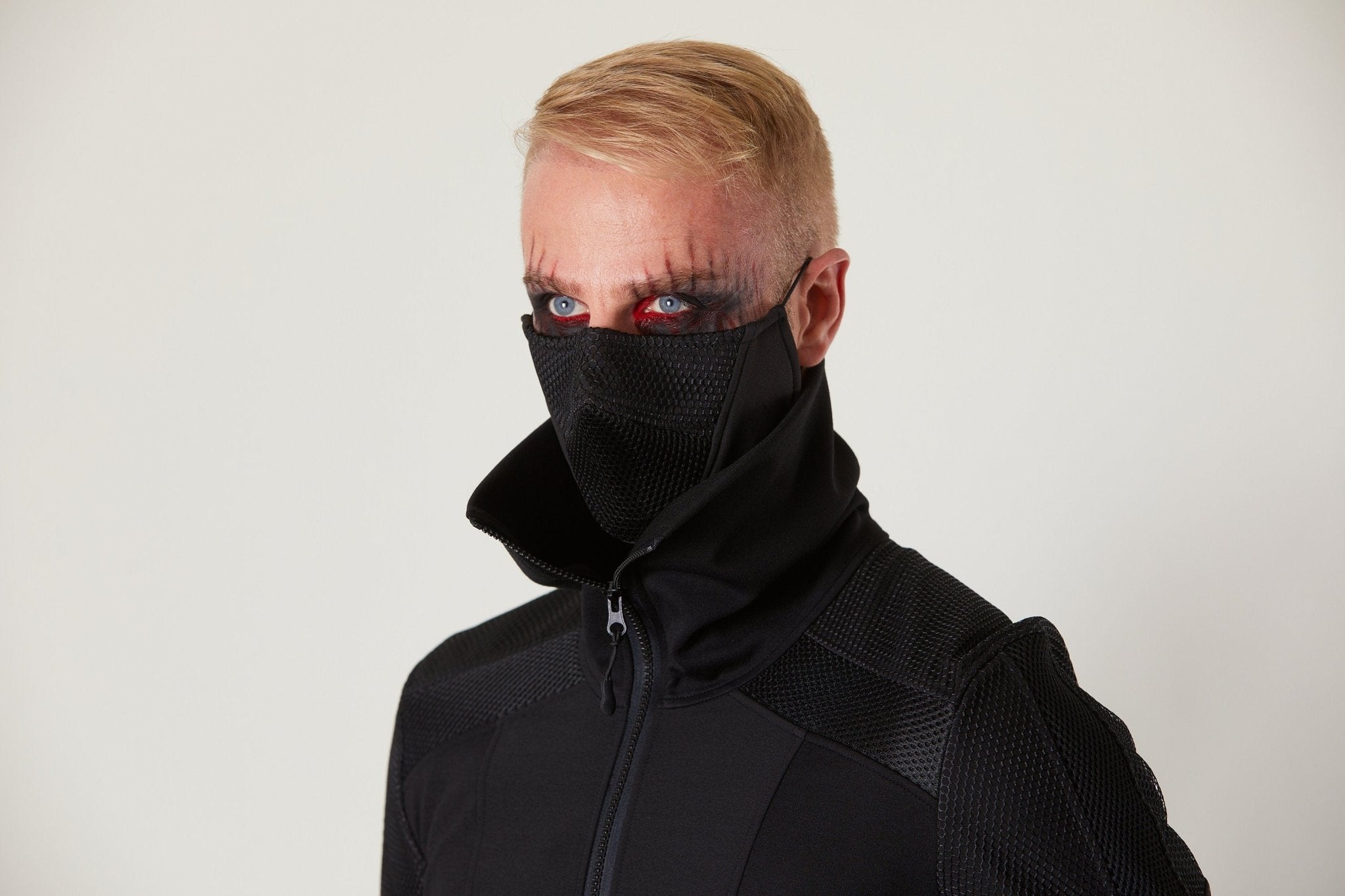 MT-M Cool face mask with nose wire