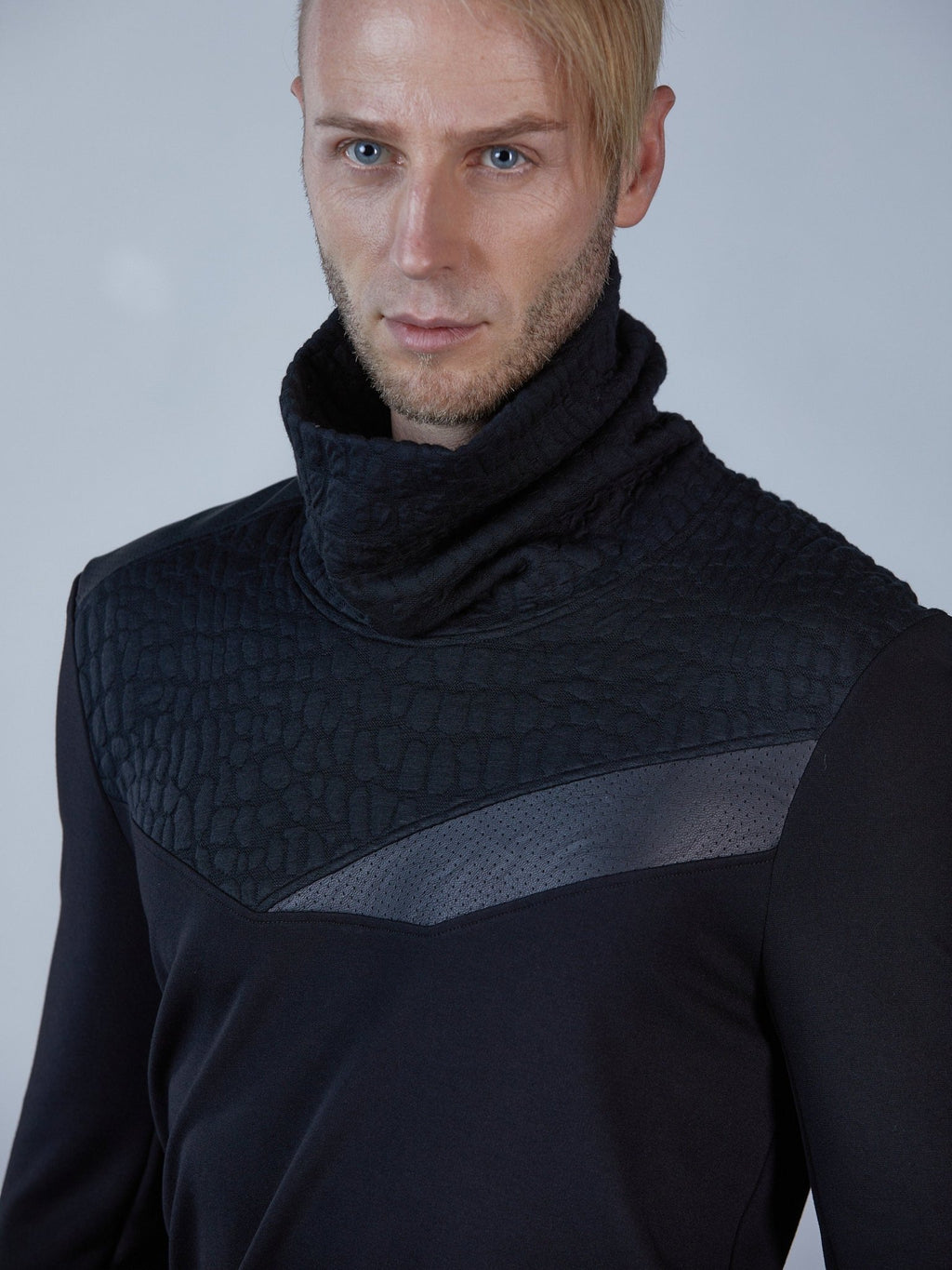 PR schwarzer Pullover