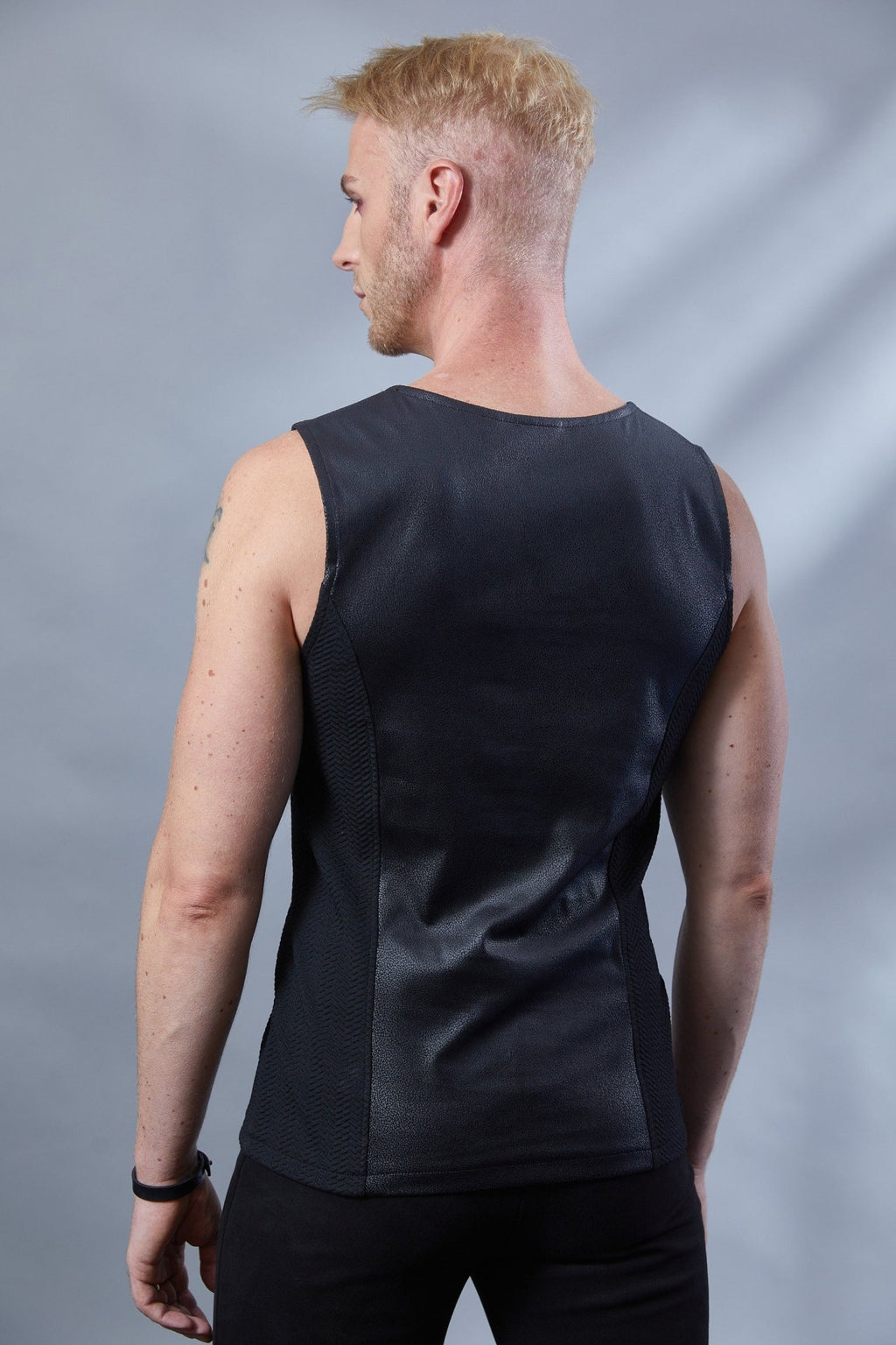 ST-L-9 Black faux leather sleeveless shirt - zolnar
